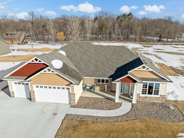 1013 Birch Avenue NE, Montgomery, MN 56069