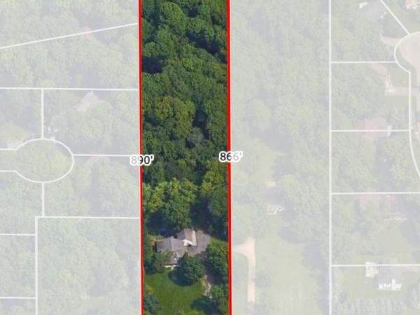 24860 Smithtown Road , Excelsior, MN 55331