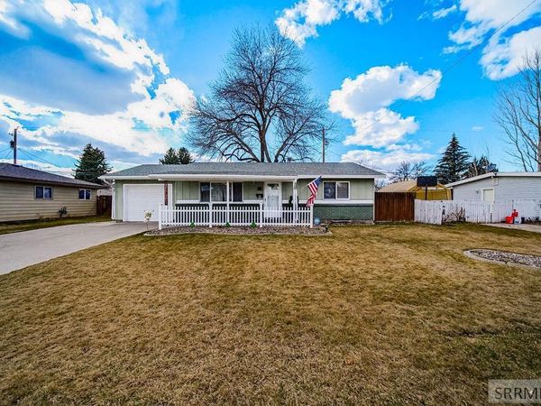 407 Valley Drive, IDAHO FALLS, ID 83401