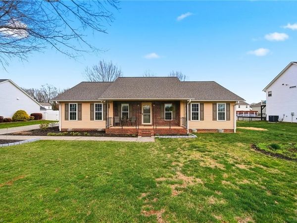 209 Charleston Ridge Drive, Mocksville, NC 27028