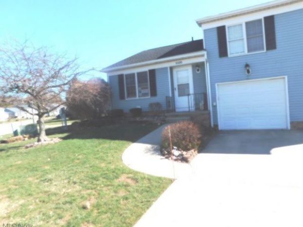 5326 Millcreek Boulevard, Unit A-4, Brunswick Hills, OH 44212