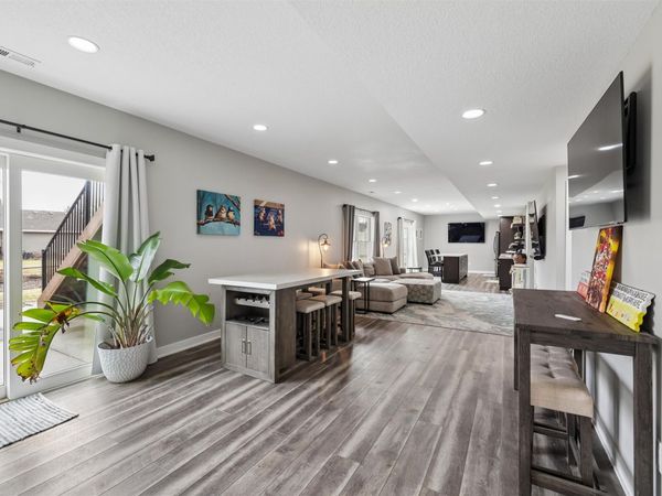 4019 139th Street, Urbandale, IA 50323