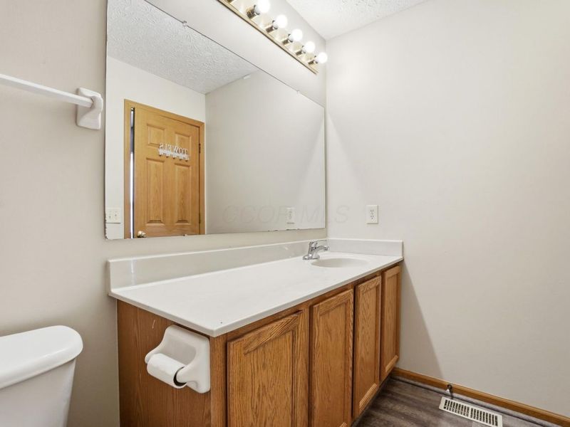 3667 Parker Knoll Lane , Columbus, OH 43219 Photo 24