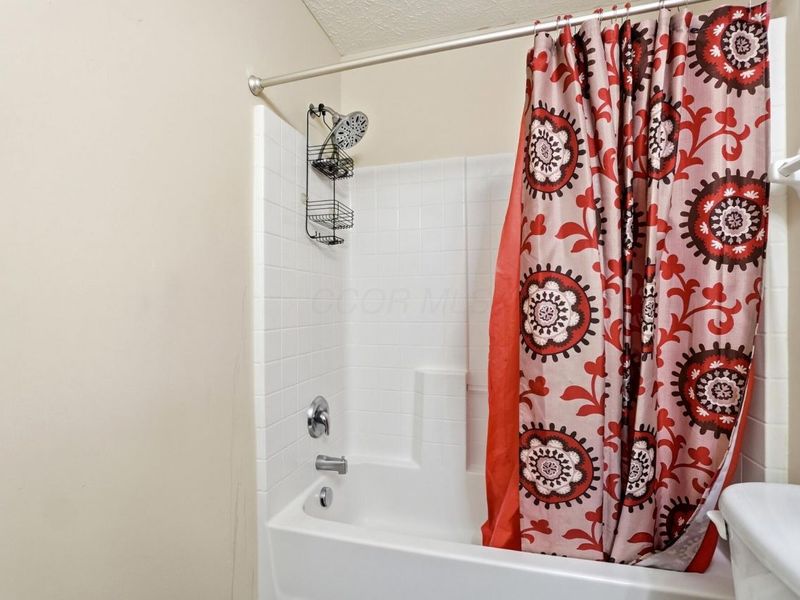 3667 Parker Knoll Lane , Columbus, OH 43219 Photo 25