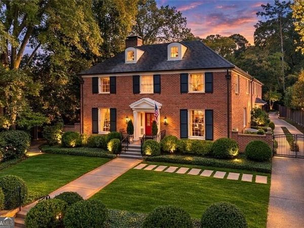 288 Peachtree Battle Avenue NW, Atlanta, GA 30305