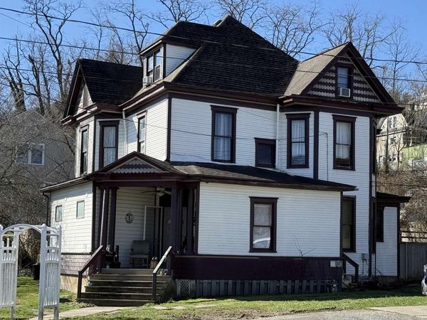 22 W Main Street, Westover, WV 26501