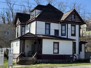 22 W Main Street, Westover, WV 26501