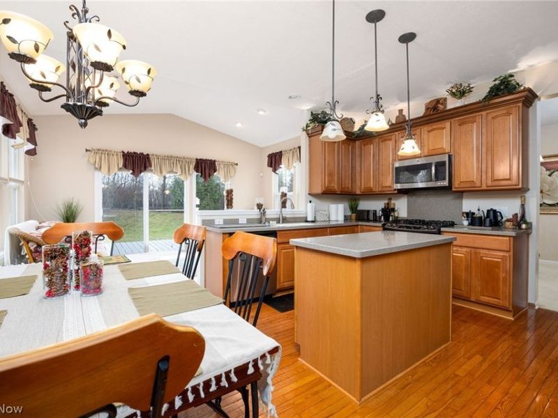 5206 Yorton Lane, Brunswick, OH 44212 Photo 7