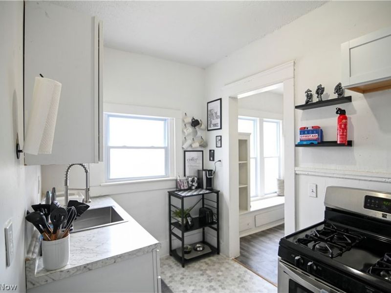 1856 Lampson Road , Unit DW, Cleveland, OH 44112 Photo 10