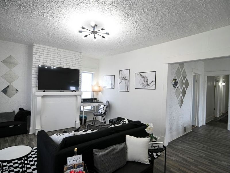 1856 Lampson Road , Unit DW, Cleveland, OH 44112 Photo 3