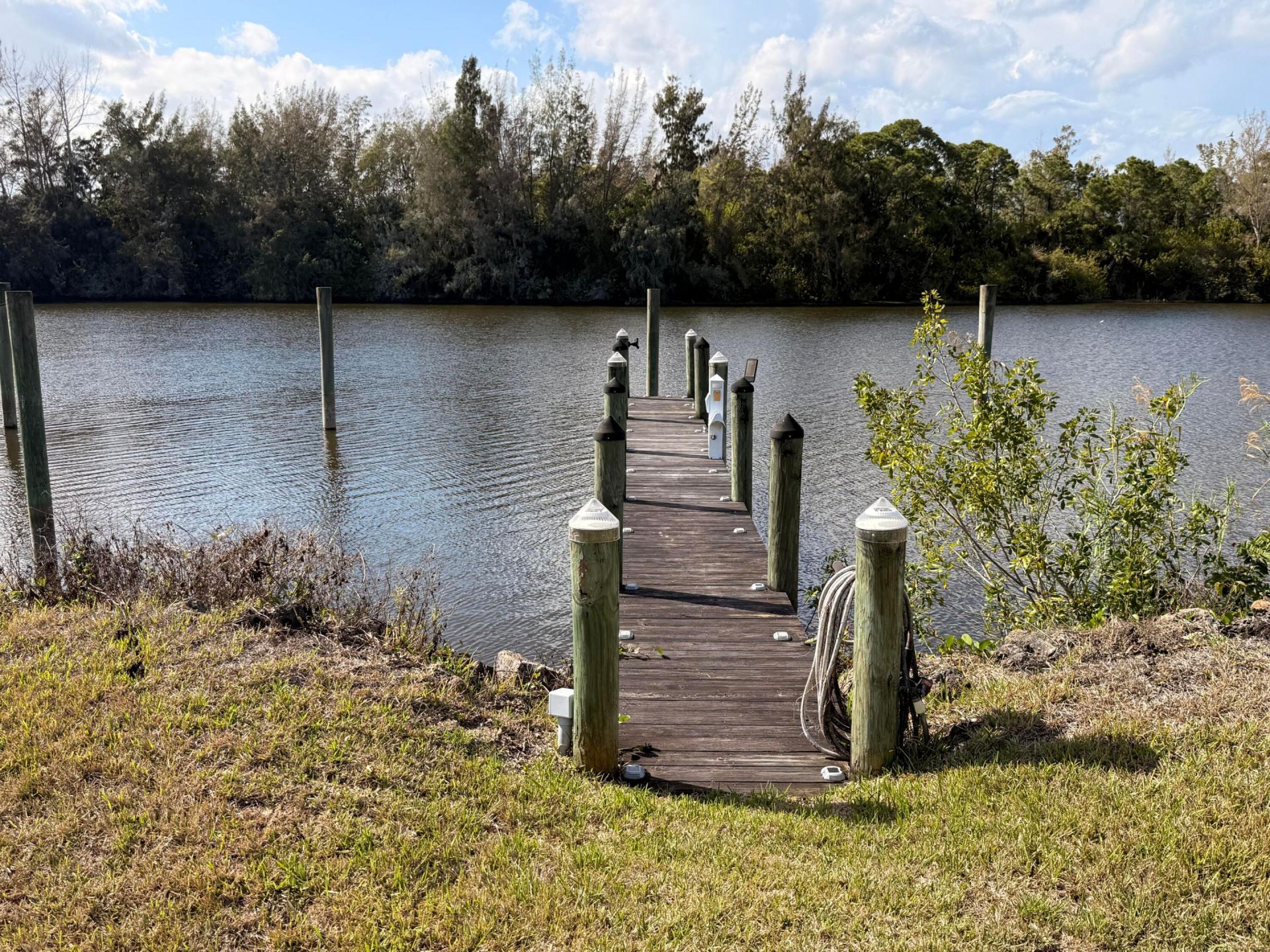 3345 SW Porpoise Circle Sw, Stuart, FL 34997 Photo