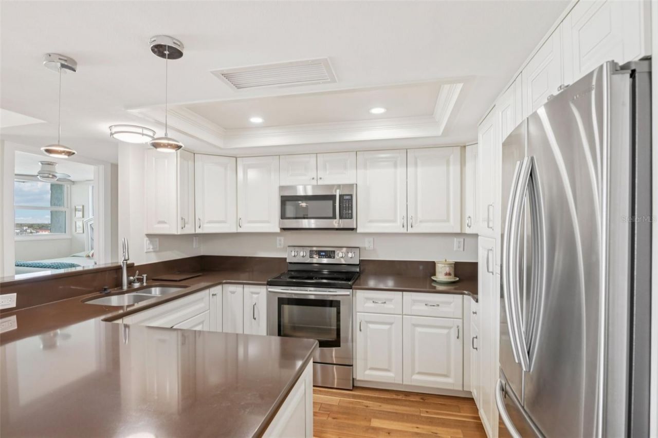 500 Treasure Island Causeway, Unit 711, Treasure Island, FL 33706 Photo