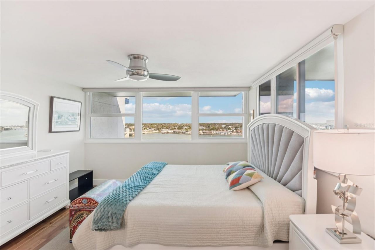 500 Treasure Island Causeway, Unit 711, Treasure Island, FL 33706 Photo