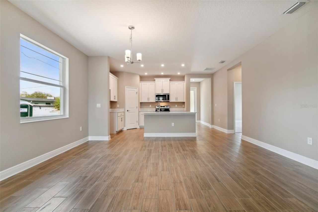 5010 22nd Street N, Saint Petersburg, FL 33714 Photo