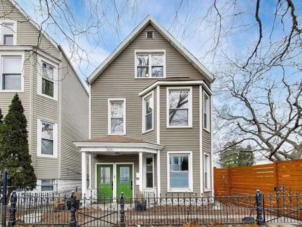 3051 N Drake Avenue , Chicago, IL 60618