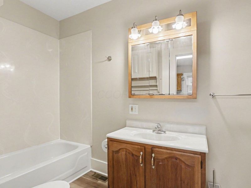 859 E Mulberry Street , Lancaster, OH 43130 Photo 22