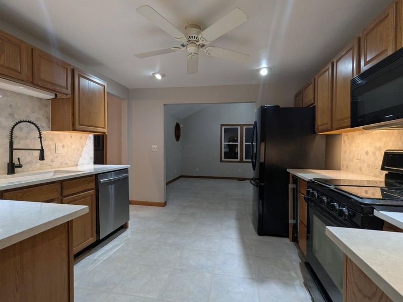 1554 S Belmont Avenue , Springfield, OH 45505 Photo 6