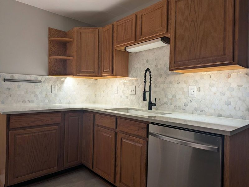 1554 S Belmont Avenue , Springfield, OH 45505 Photo 7