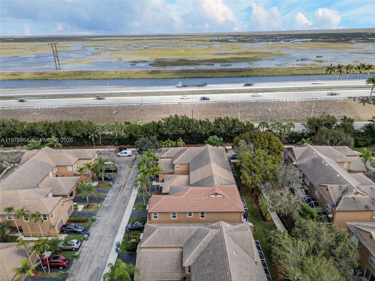 1594 Barcelona Way, Unit 5-18, Weston, FL 33327 Photo