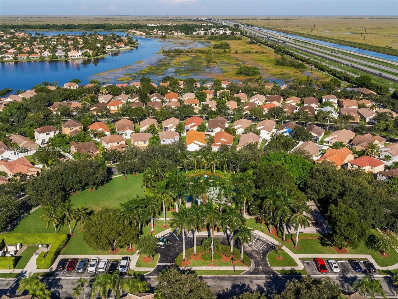 1594 Barcelona Way, Unit 5-18, Weston, FL 33327 Photo