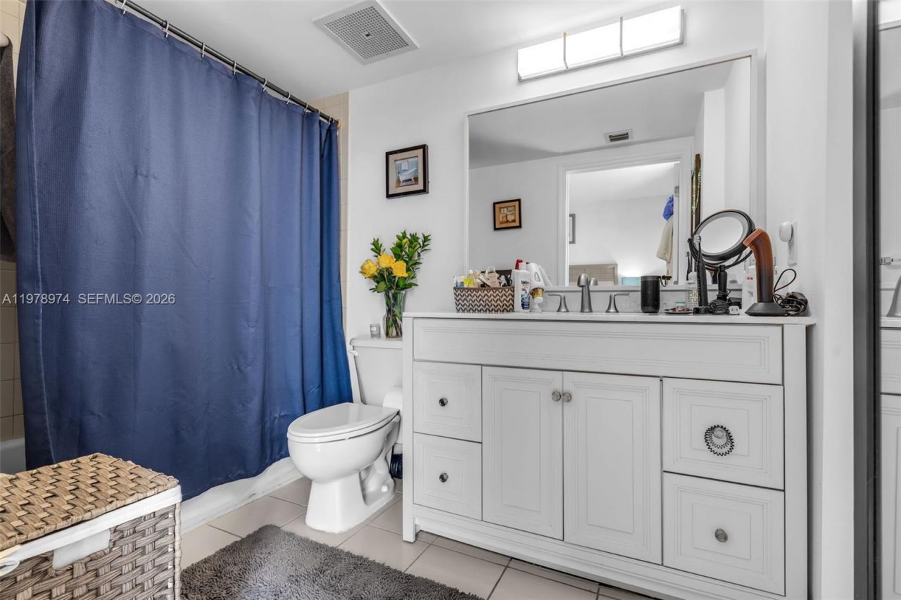 900 SW 8th St , Unit 1603, Miami, FL 33130 Photo