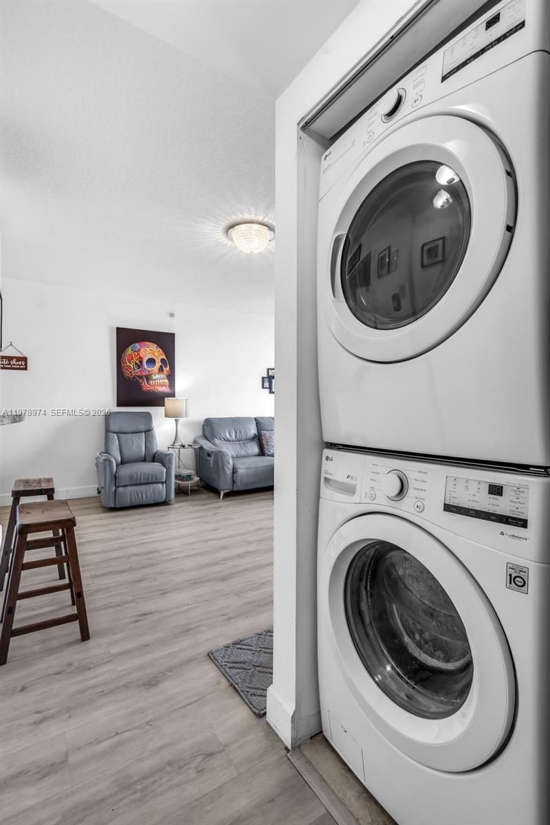 900 SW 8th St , Unit 1603, Miami, FL 33130 Photo