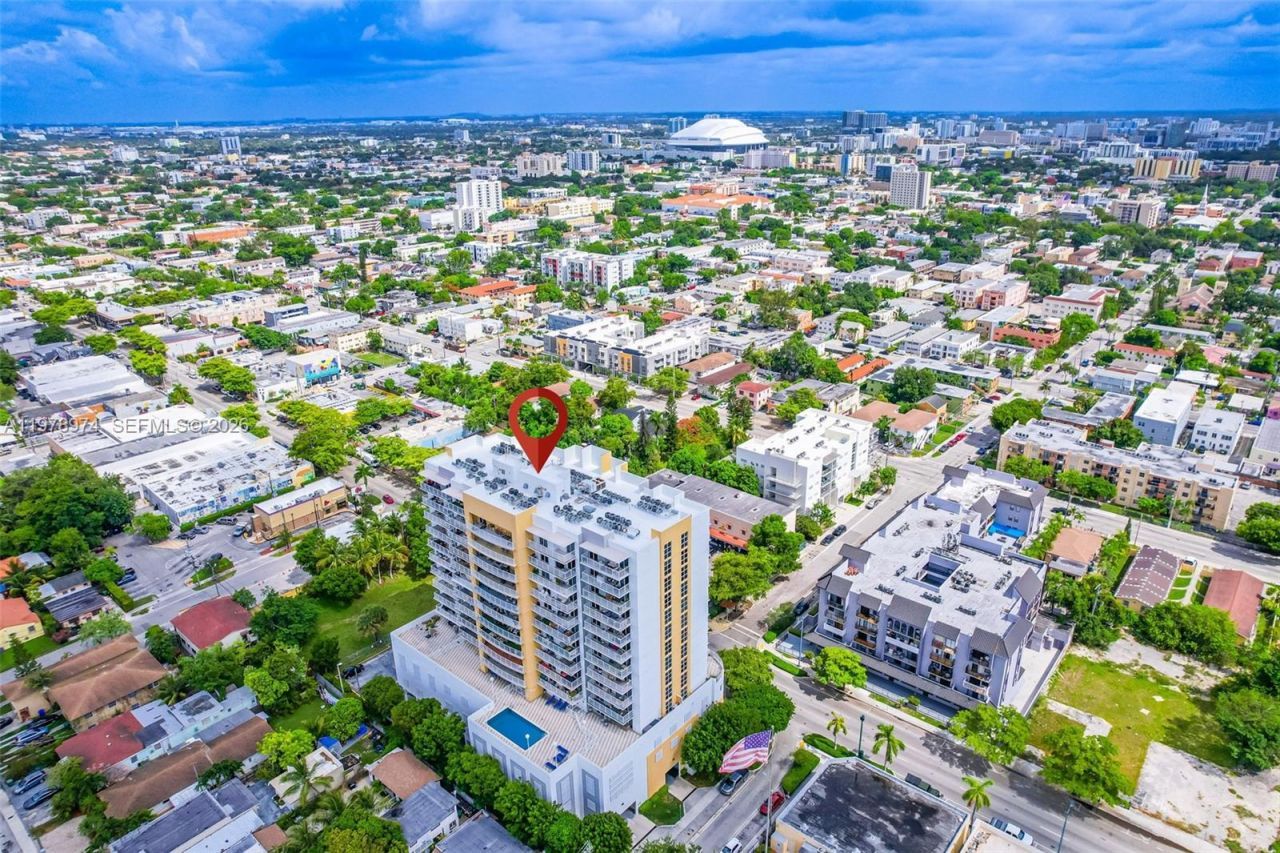 900 SW 8th St , Unit 1603, Miami, FL 33130 Photo