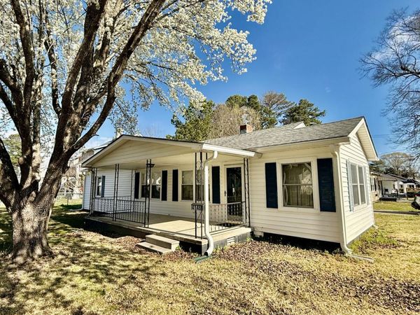 4146 East Pine Street, Farmville, NC 27828