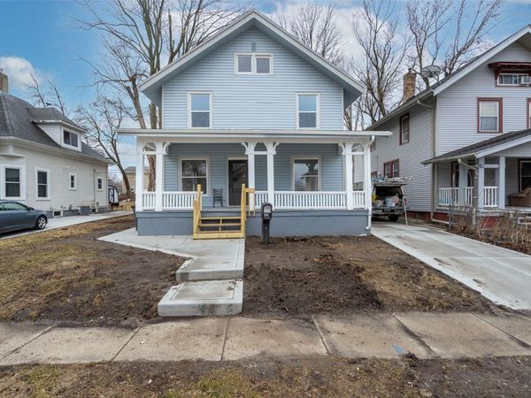 1526 Harrison Avenue , Des Moines, IA 50314