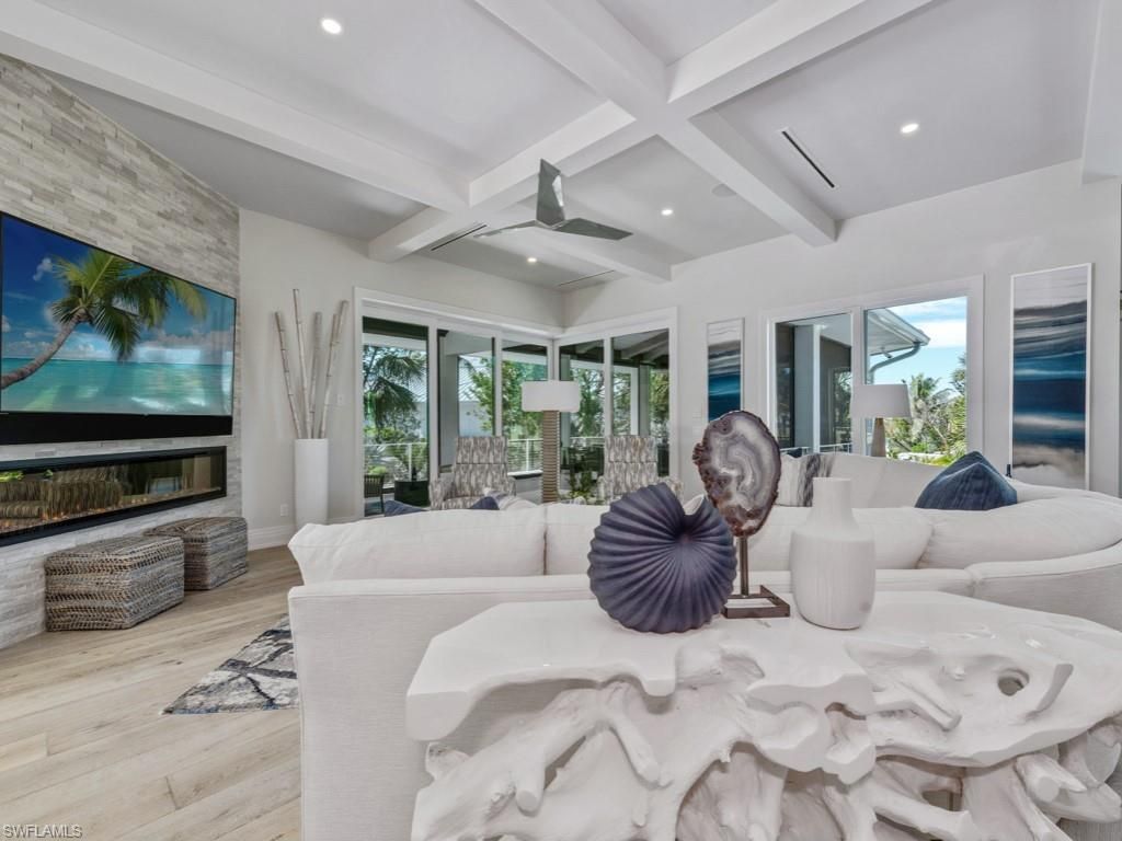 296 Seabreeze Dr, Marco Island, FL 34145 Photo