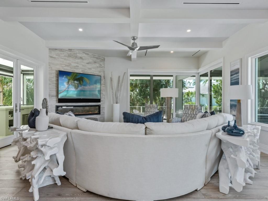 296 Seabreeze Dr, Marco Island, FL 34145 Photo