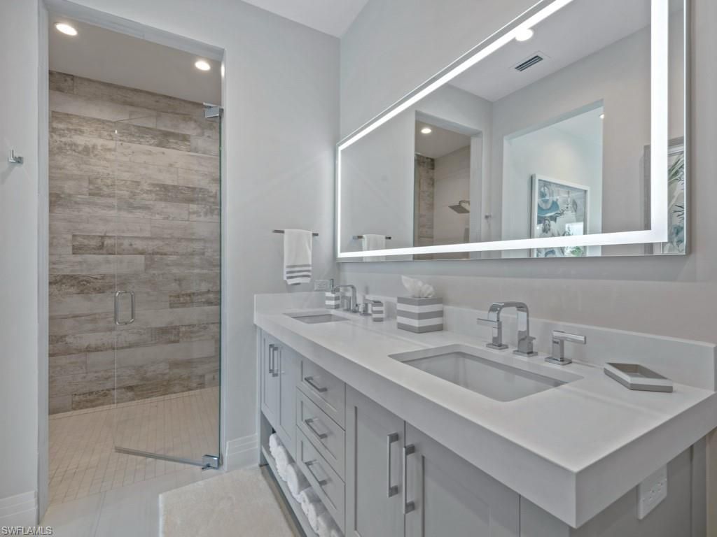 296 Seabreeze Dr, Marco Island, FL 34145 Photo