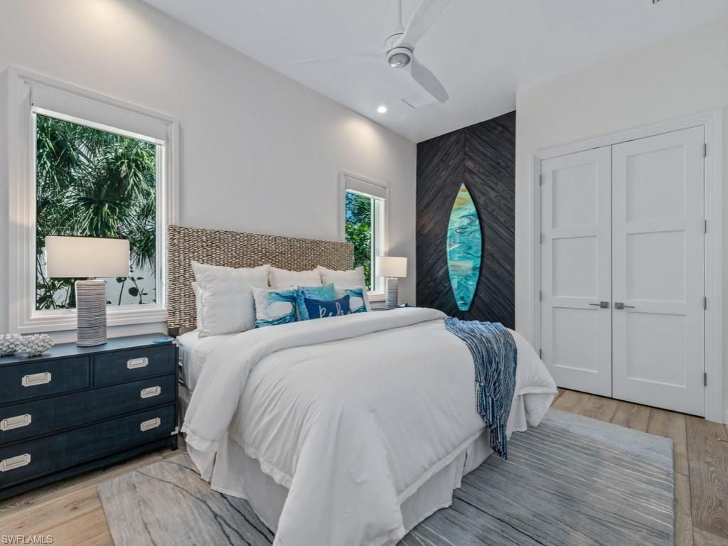 296 Seabreeze Dr, Marco Island, FL 34145 Photo