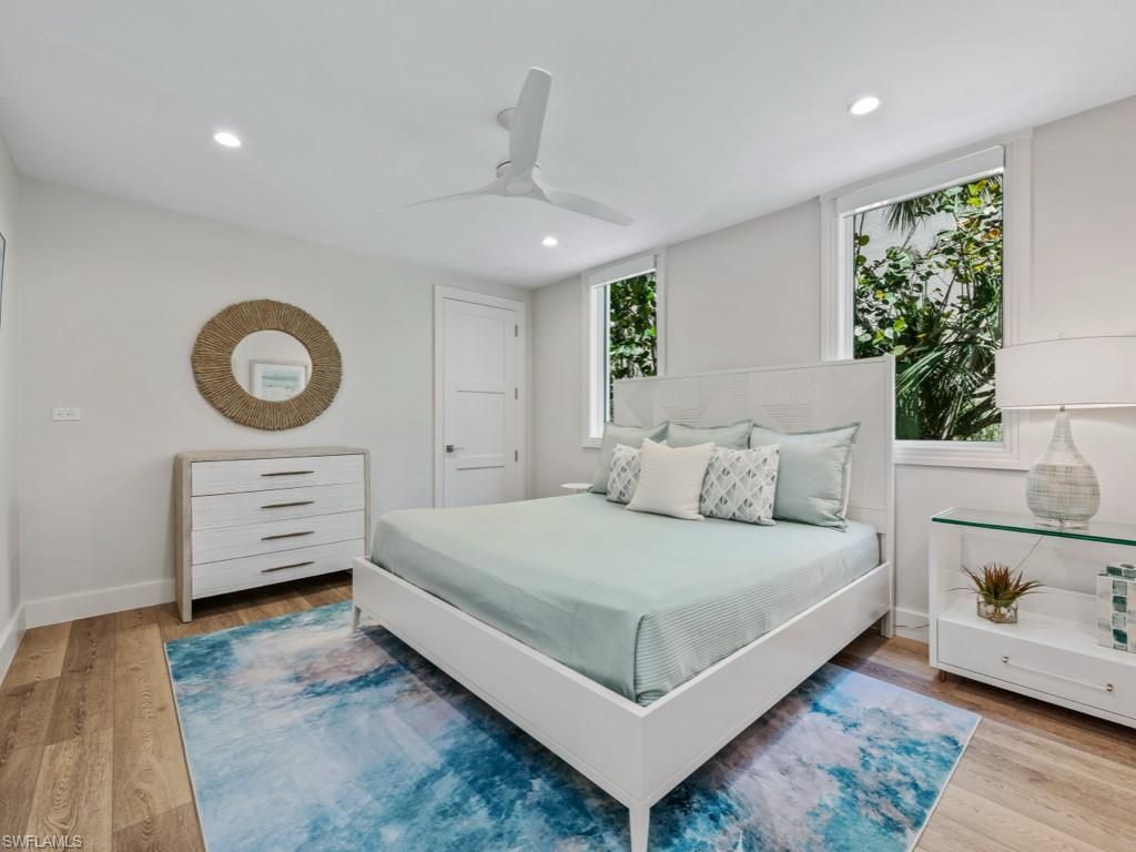 296 Seabreeze Dr, Marco Island, FL 34145 Photo