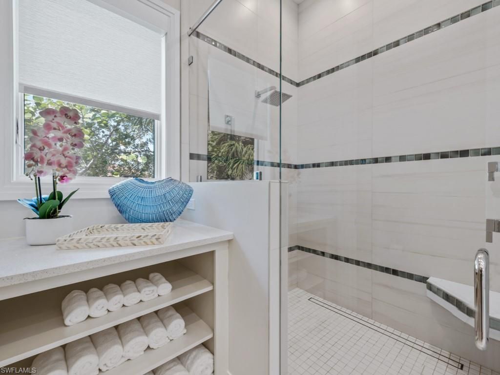 296 Seabreeze Dr, Marco Island, FL 34145 Photo