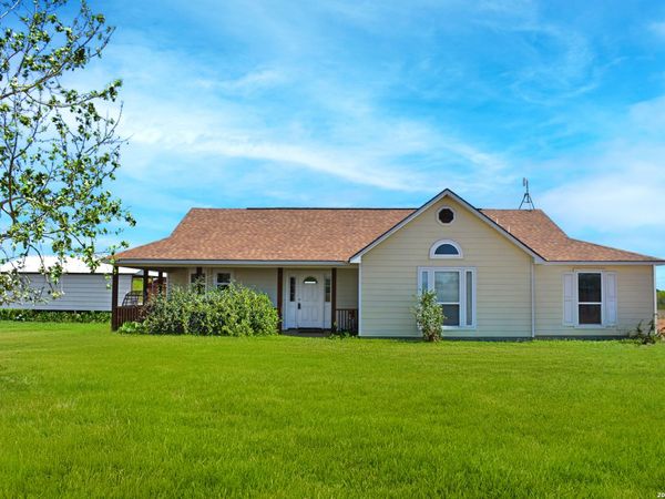 1163 County Road 323, Jourdanton, TX 78026