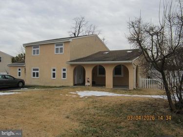5800 GRISCOMB DRIVE, BENSALEM, PA 19020