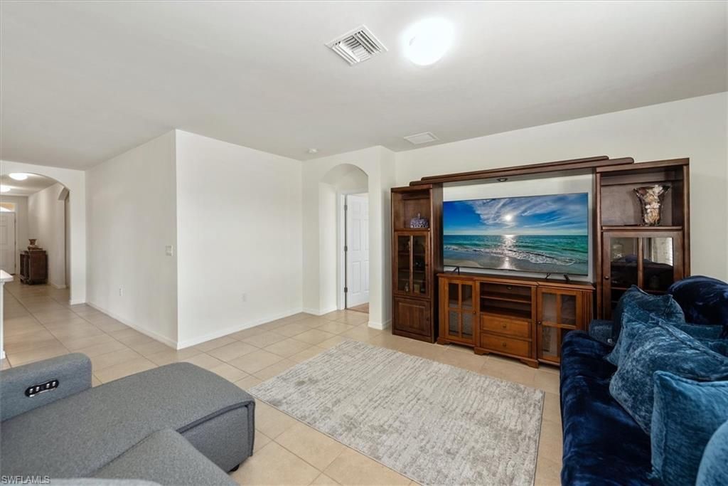 8150 Gopher Tortoise Trl, Lehigh Acres, FL 33972 Photo