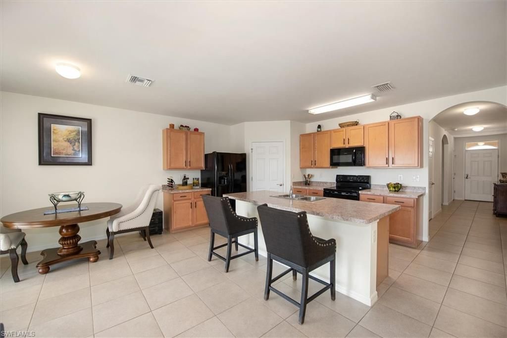 8150 Gopher Tortoise Trl, Lehigh Acres, FL 33972 Photo