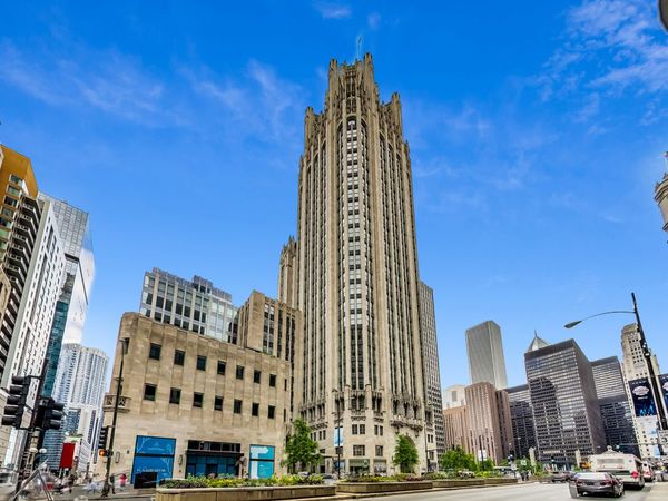 Unit 908, Chicago, IL 60611