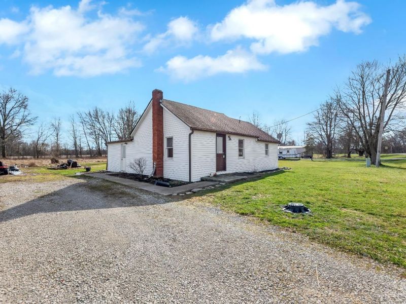 13080 State Route 774, Bethel, OH 45106 Photo 2