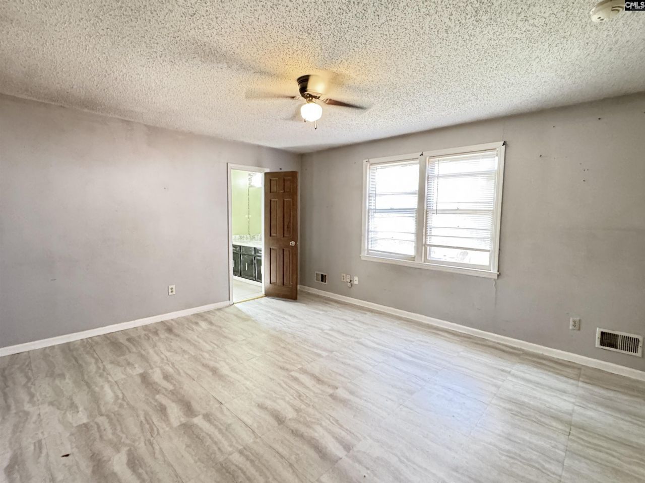 1616 Quail Valley Drive W Photo 16