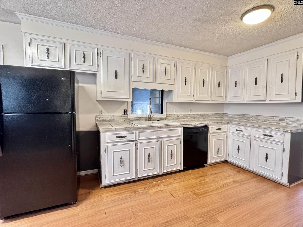 1616 Quail Valley Drive W Photo 6