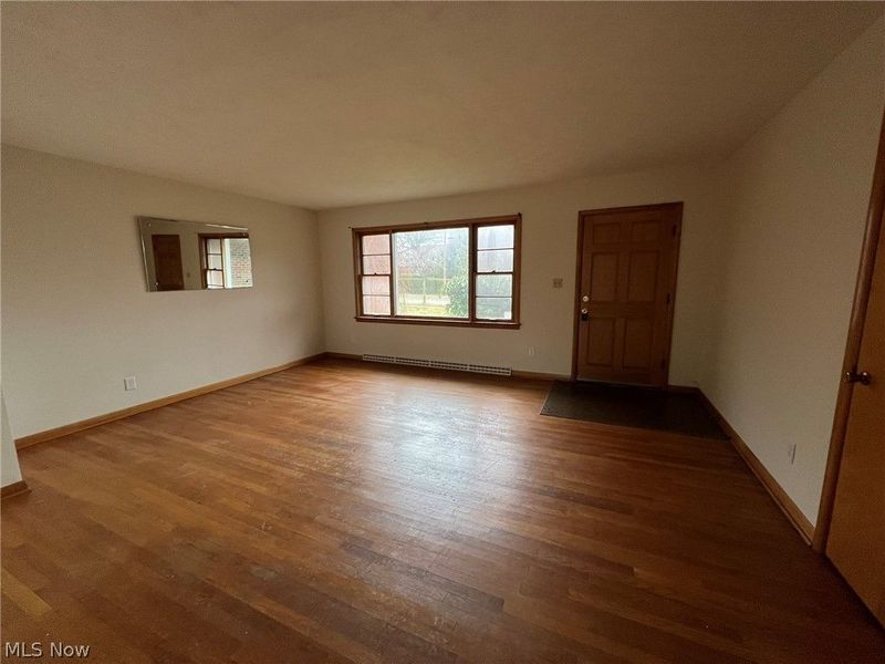 462 Moody Street , Akron, OH 44305 Photo 3