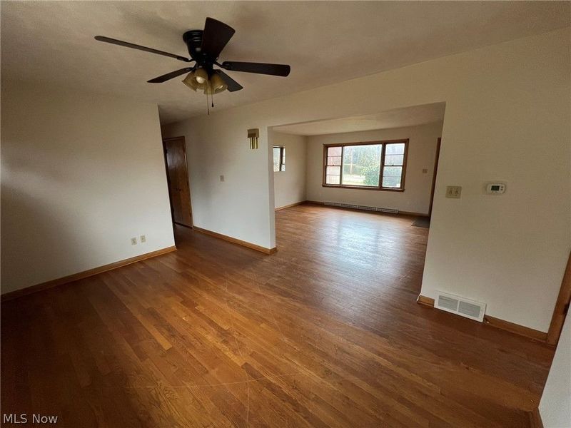 462 Moody Street , Akron, OH 44305 Photo 4