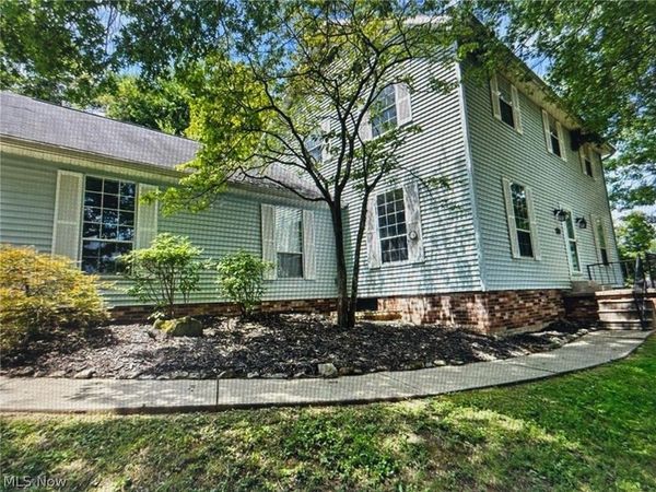 350 W Wildwood Drive, Parkersburg, WV 26101