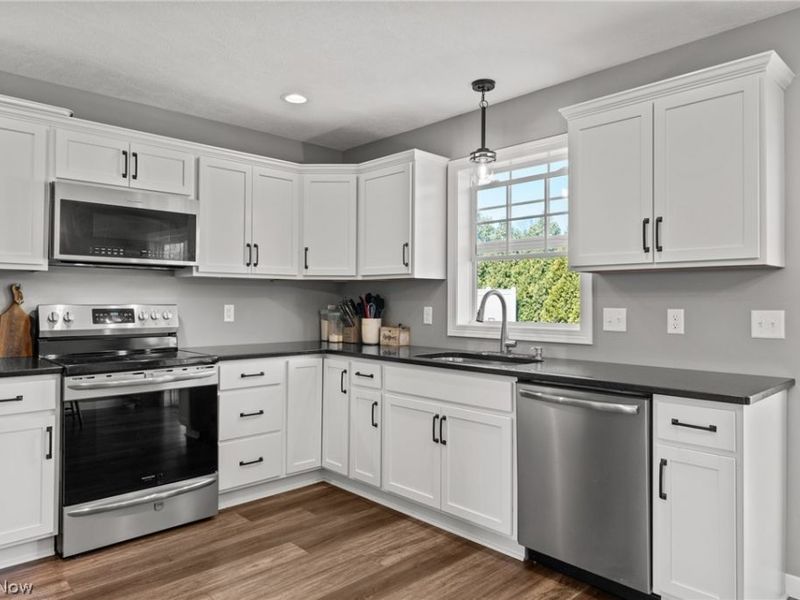 864 Liberty Court SW, Massillon, OH 44647 Photo 20