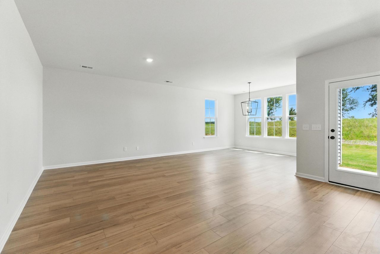 55 Crosswick Street Photo 17