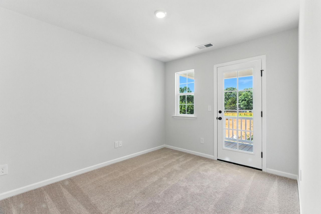 55 Crosswick Street Photo 26