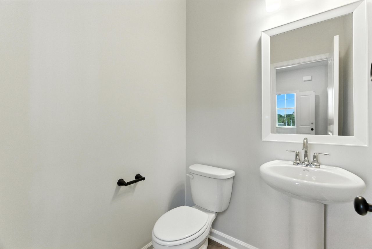 55 Crosswick Street Photo 34